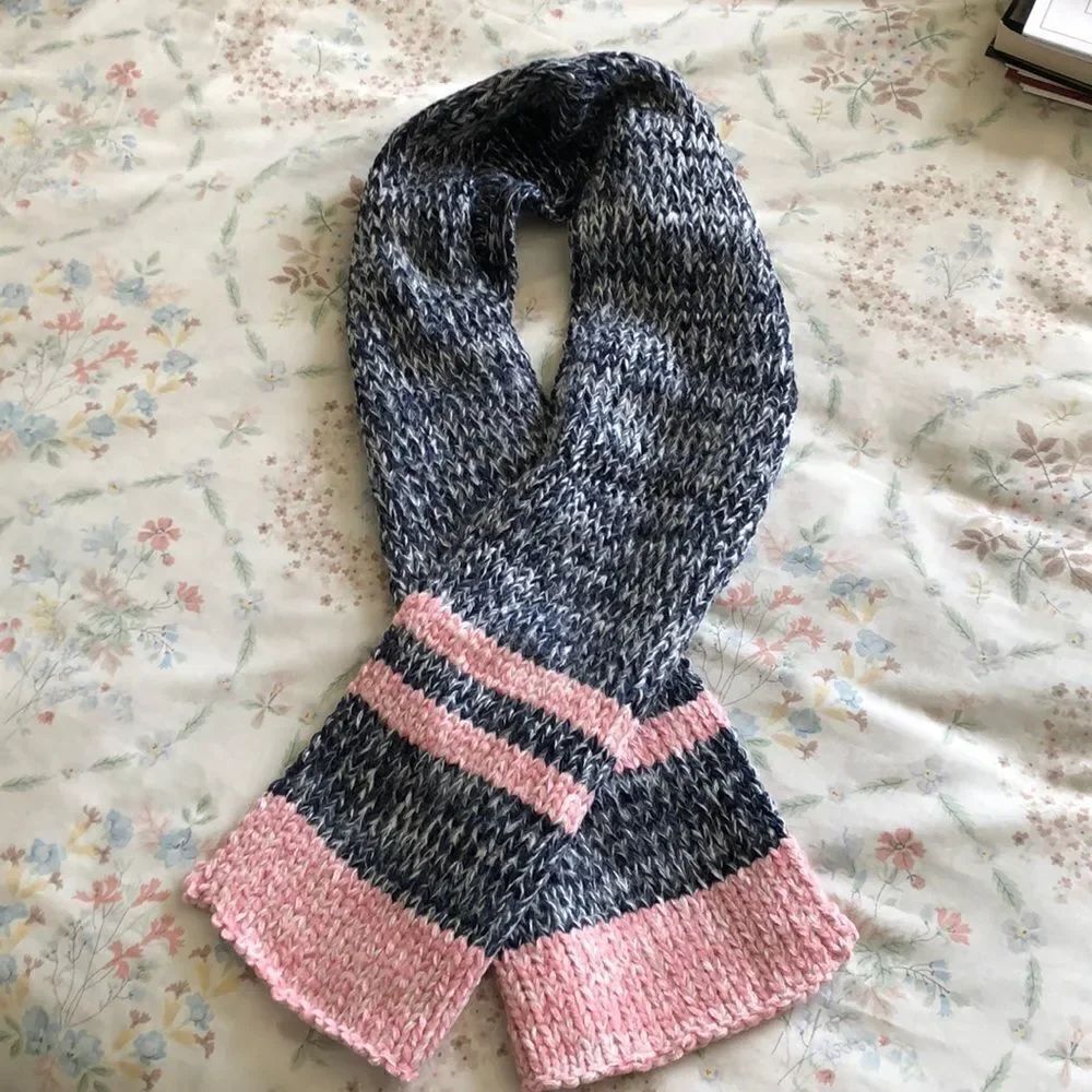 BP Varsity Strip Scarf. Blue/pink. NWT